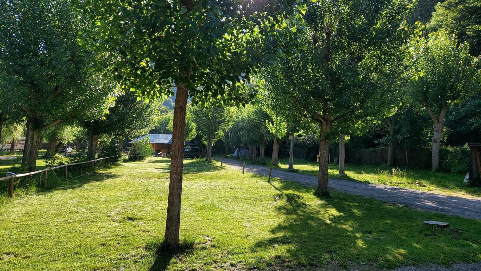 Camping Llavorsi Bagian luar foto